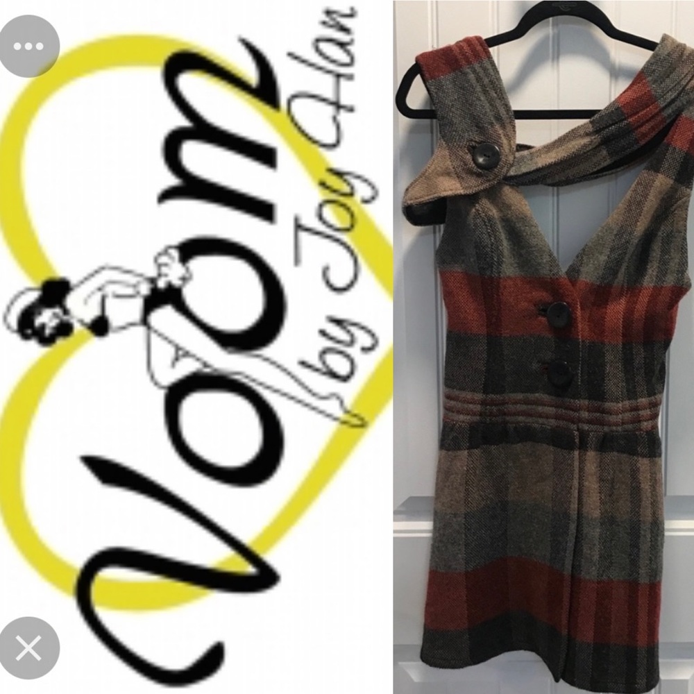 Voom by Joy Han. Wool jumper. Small.